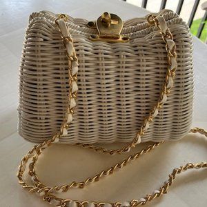Vintage White Wicker Shoulder Cross Body Bag